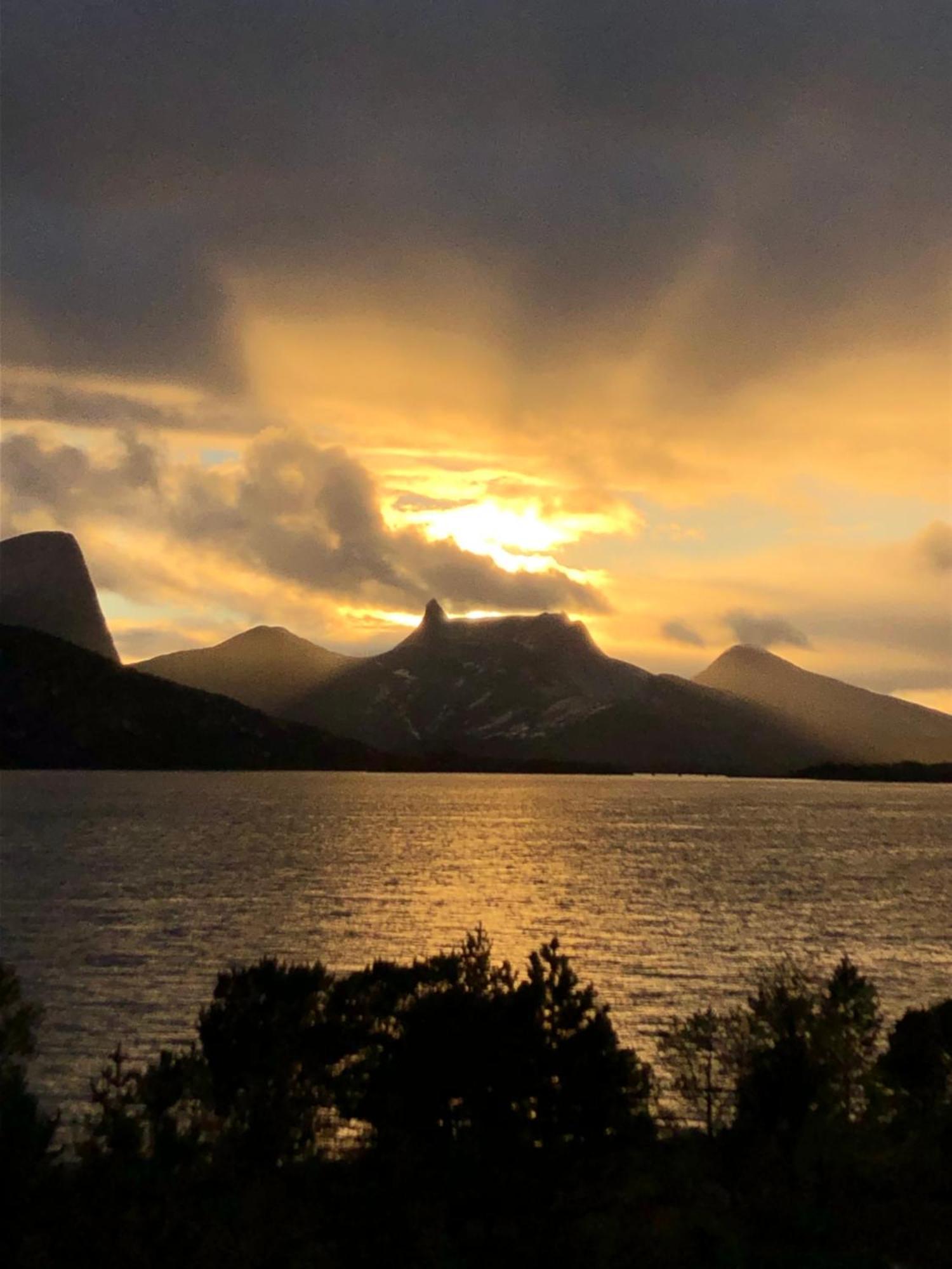 Efjord And Stetind - Kulhorn Ballangen
